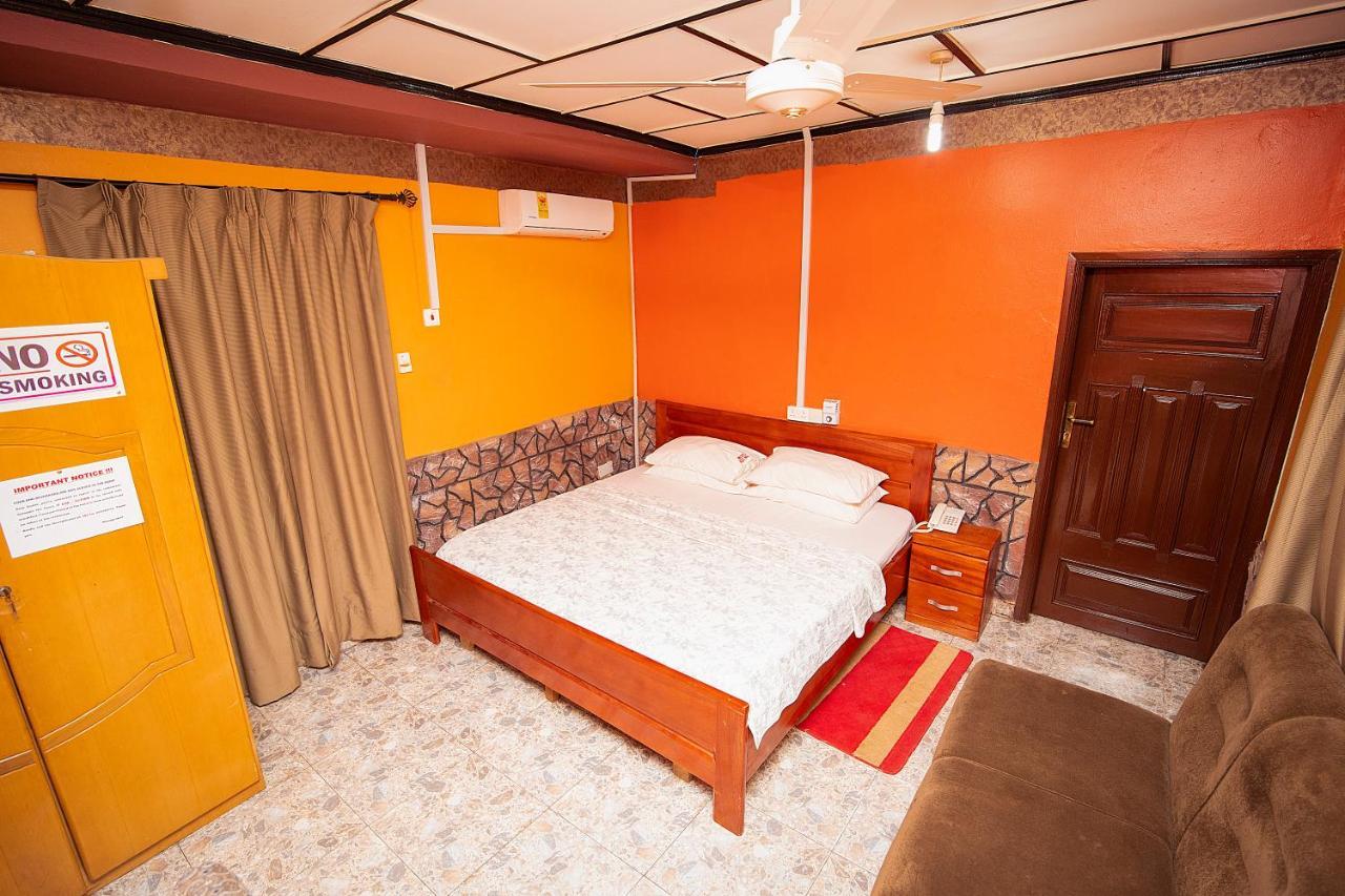 Hilton View Hotel Ogbodjo Экстерьер фото