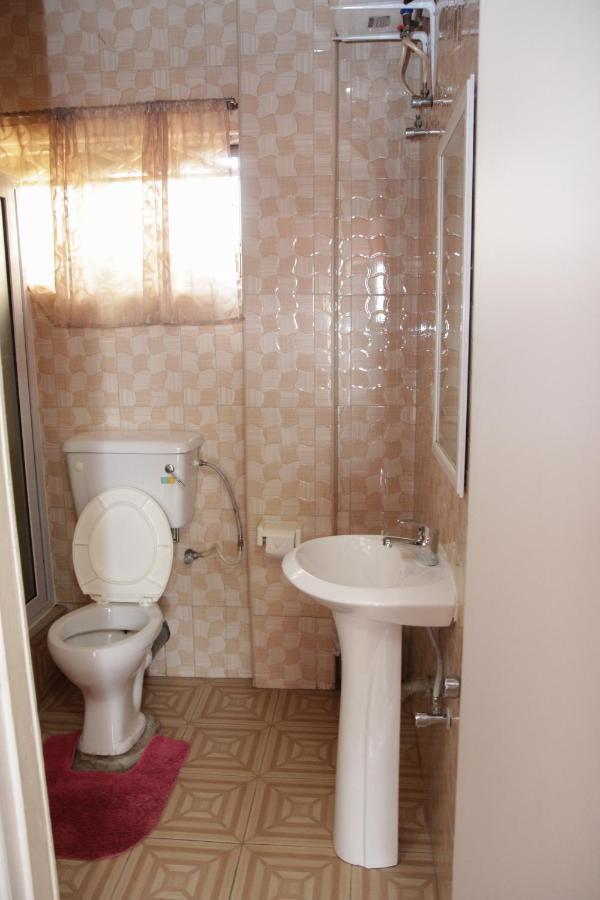 Hilton View Hotel Ogbodjo Экстерьер фото