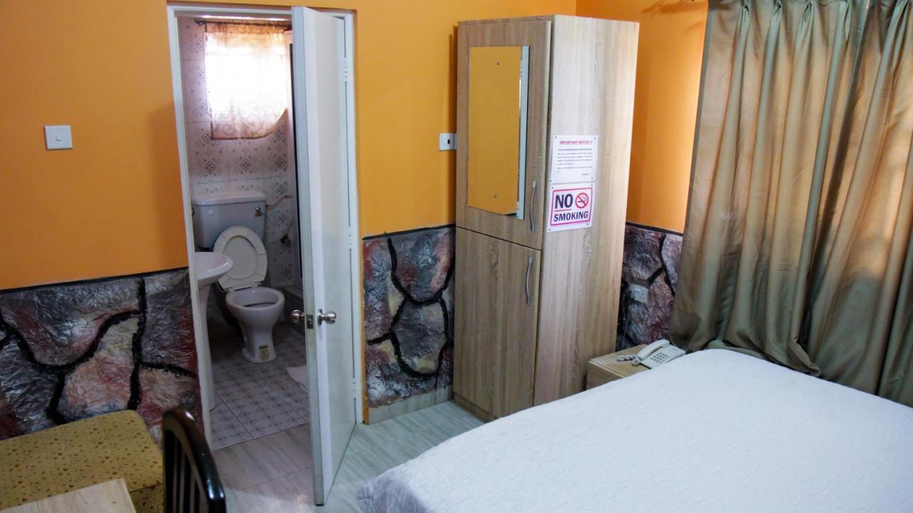 Hilton View Hotel Ogbodjo Экстерьер фото