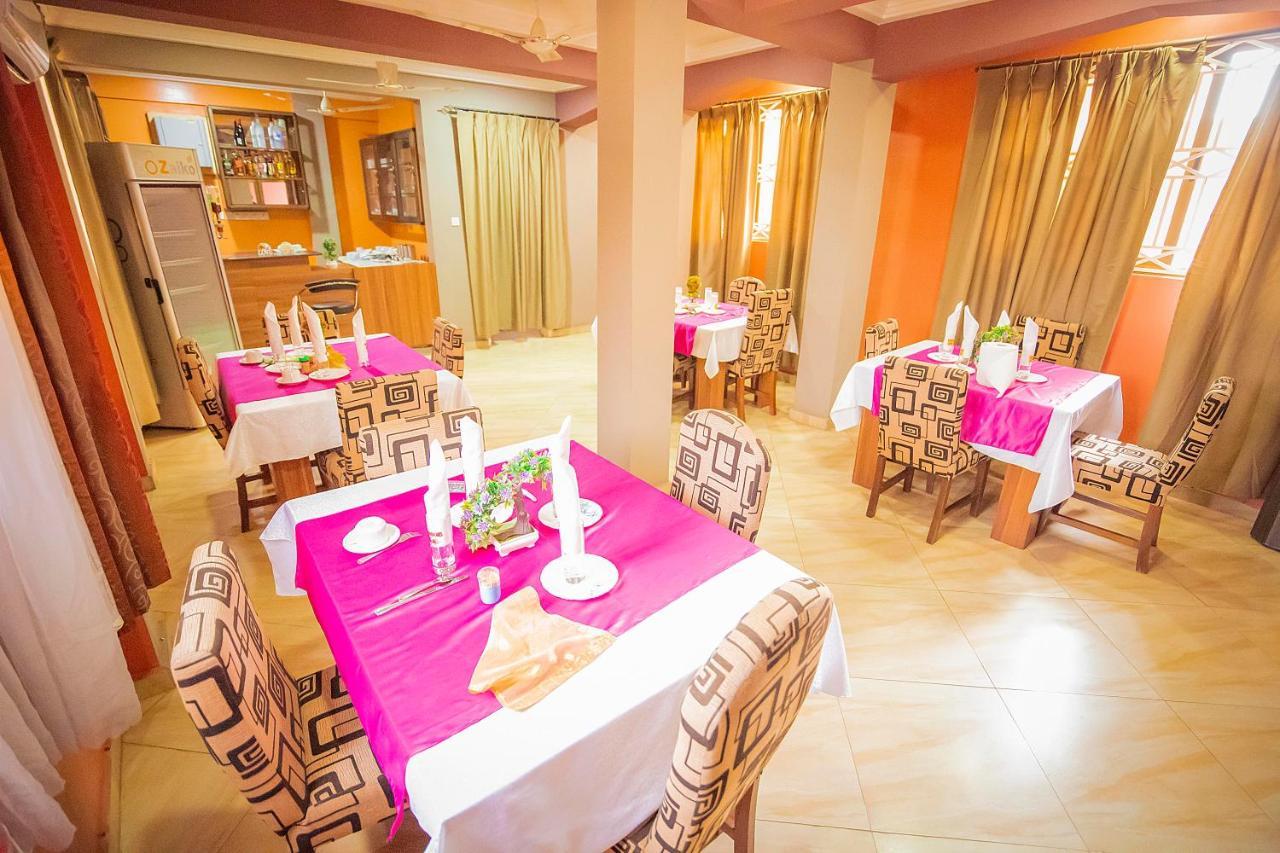 Hilton View Hotel Ogbodjo Экстерьер фото